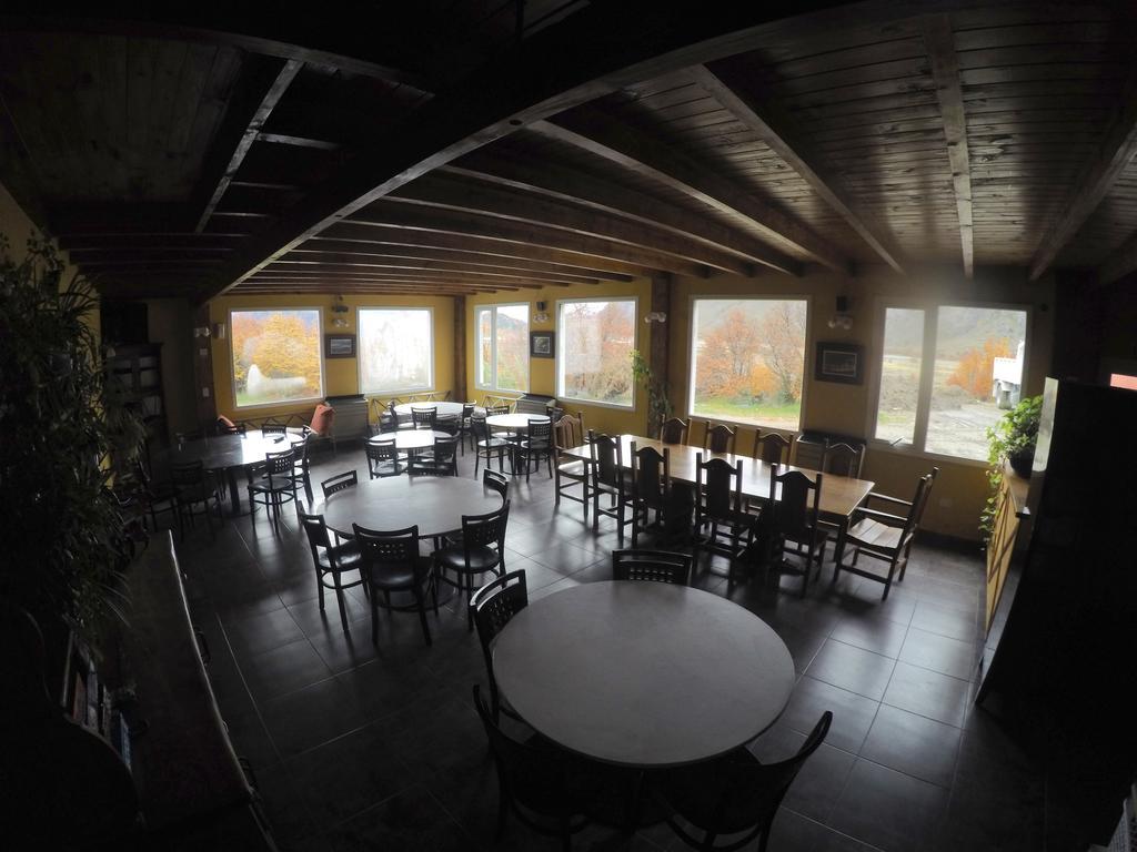Lo De Trivi Hostel El Chalten Ngoại thất bức ảnh